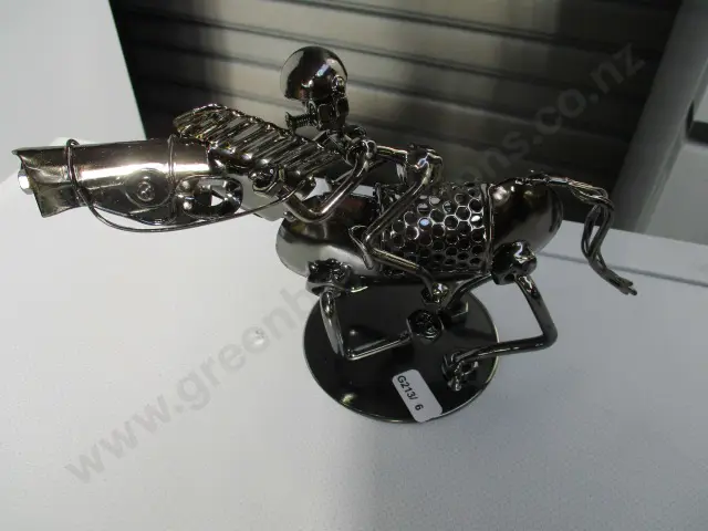 Metal Figure Image 1++